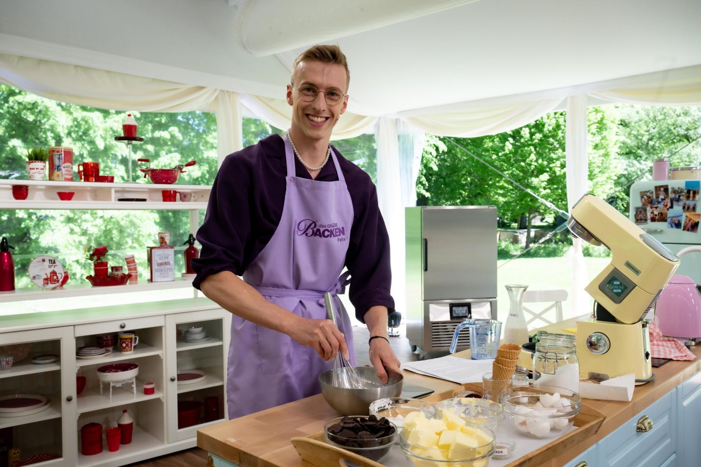 „Das große Backen“: Patzer mit Folgen – er vergisst den Zucker und fliegt raus 2 „Das große Backen“: Patzer mit Folgen – er vergisst den Zucker und fliegt raus 1805587