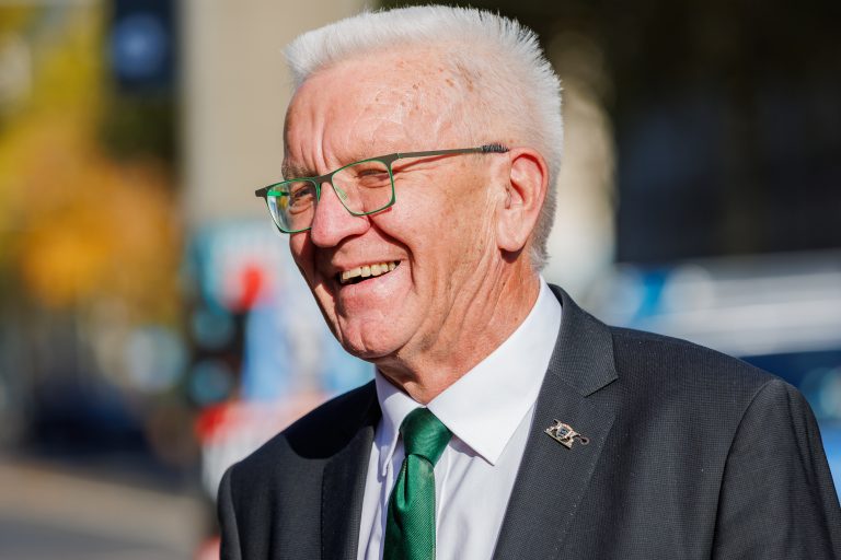 Der ewige Kretschmann: Wie der grüne Visionär dienstältester Ministerpräsident im CDU-Stammland Baden-Württemberg wurde