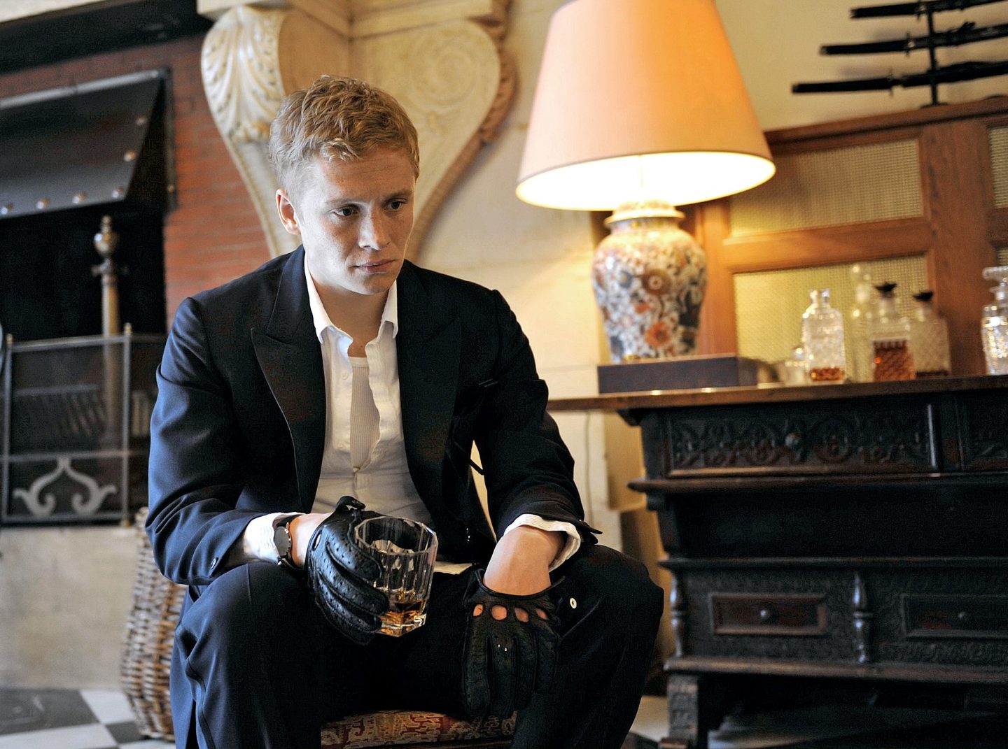 Tatort heute: So spannend wird der Psycho-Pakt zwischen Schweighöfer und Peschel in "Weil sie böse sind" 3 Tatort Weil sie boese sind