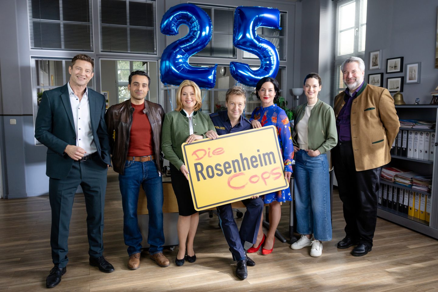 Die Rosenheim-Cops feiern 25 Jahre – Neue Folgen, große Emotionen und brisante Fälle im ZDF – ab Dienstag, 7. Oktober 2025, 19.25 Uhr