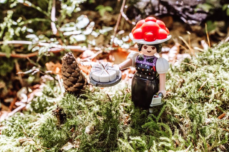 Mit Bollenhut & Kirschtorte: „Schwarzwald Marie“ erobert PLAYMOBIL – 77.000 Stück bereits vorbestellt