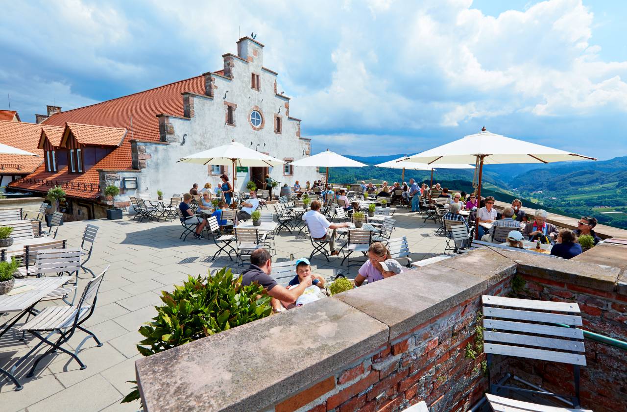 Wandertipp: Durbacher Weinpanorama – Traumhafte Ausblicke & Genuss im Schwarzwald ritter schloss 08 2013 074
