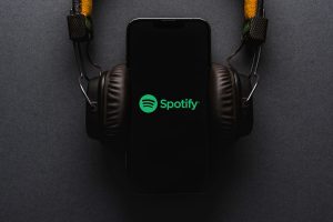 Spotify erhöht Preise in Deutschland deutlich – Premium wird teurer, Basic bleibt günstiger – neue Hörbuch-Option & Super-Premium geplant