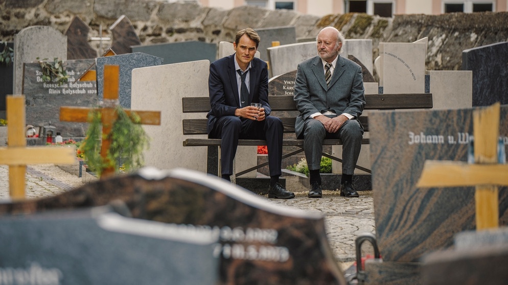 Tatort heute: „Hochamt für Toni“ mit Kommissar Voss – so spannend ist der Franken-Krimi, lohnt sich das Einschalten? tatort hochamt fuer toni 122 v img 16 9 xl d31c35f8186ebeb80b0cd843a7c267a0e0c81647