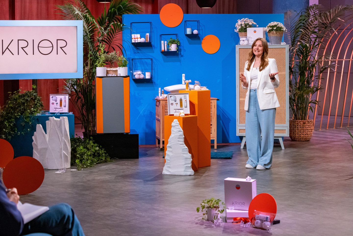 KRIOR bei „Die Höhle der Löwen“: Eisball sorgt für frischen Glow im Beauty-Studio 04404