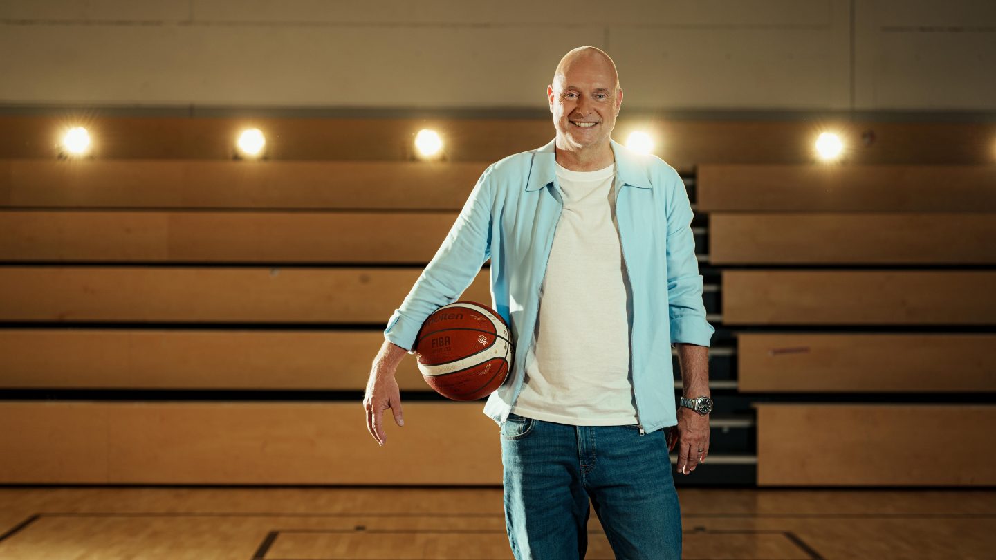 Nach Viertelfinal-Drama: Frank Buschmann erklärt den „Wahnsinns-Dreier“, der alles veränderte – und warum der Titel jetzt greifbar ist