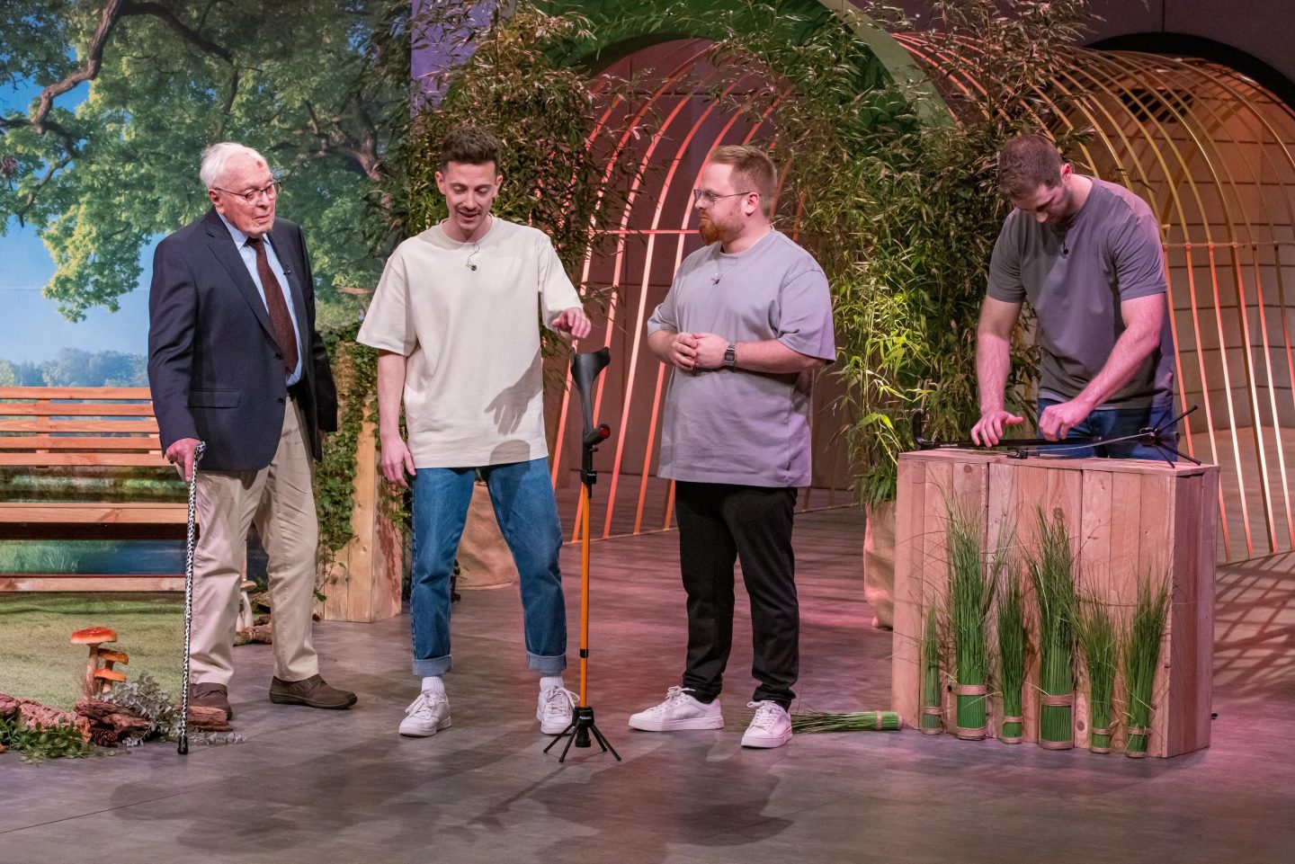 Die Höhle der Löwen heute – 5 Startups kämpfen um einen Deal – 98-Jähriger, Tofu-Finisher & WC-Revolution 55E87