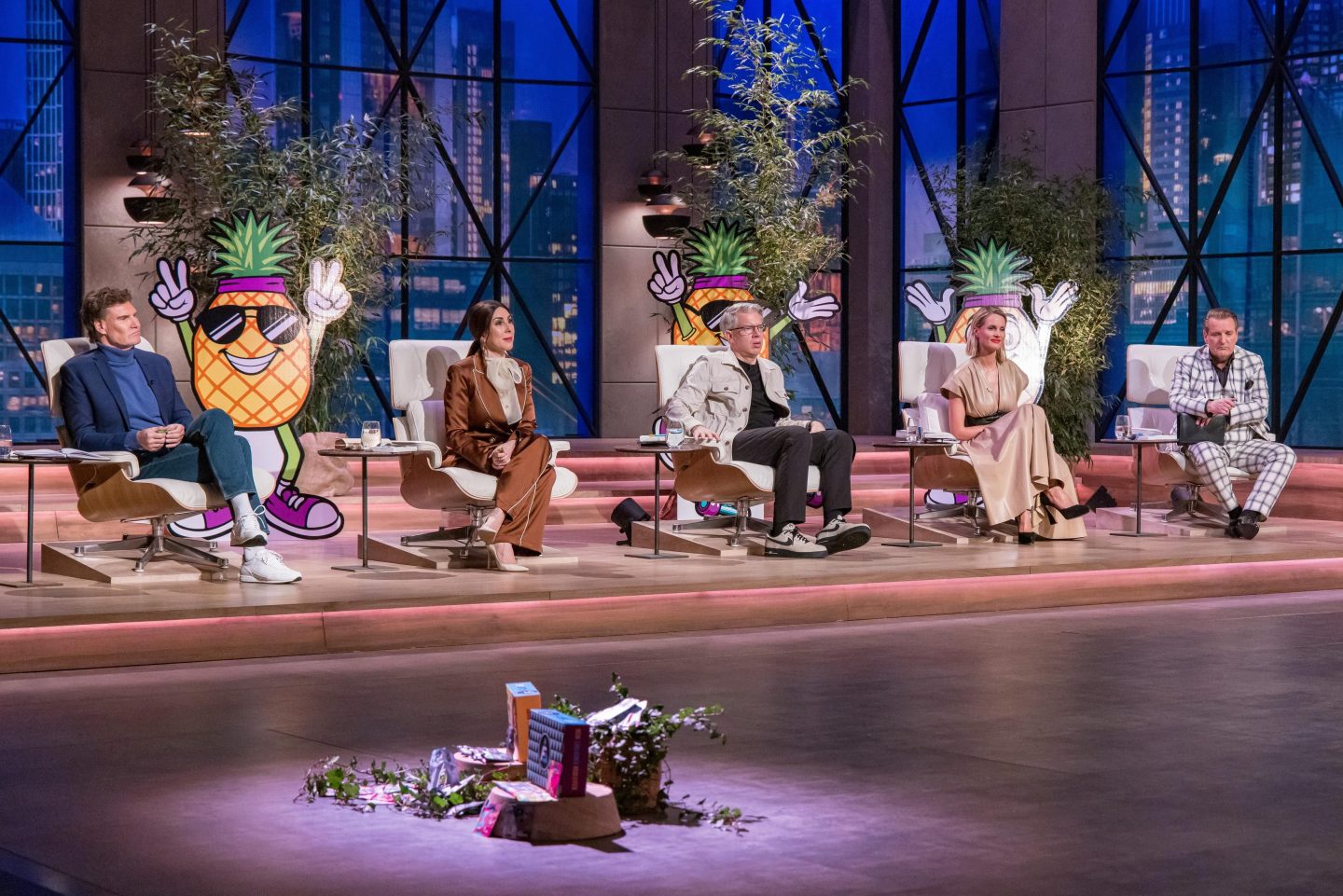 Die Höhle der Löwen heute – 5 Startups kämpfen um einen Deal – 98-Jähriger, Tofu-Finisher & WC-Revolution 6A0C2 2