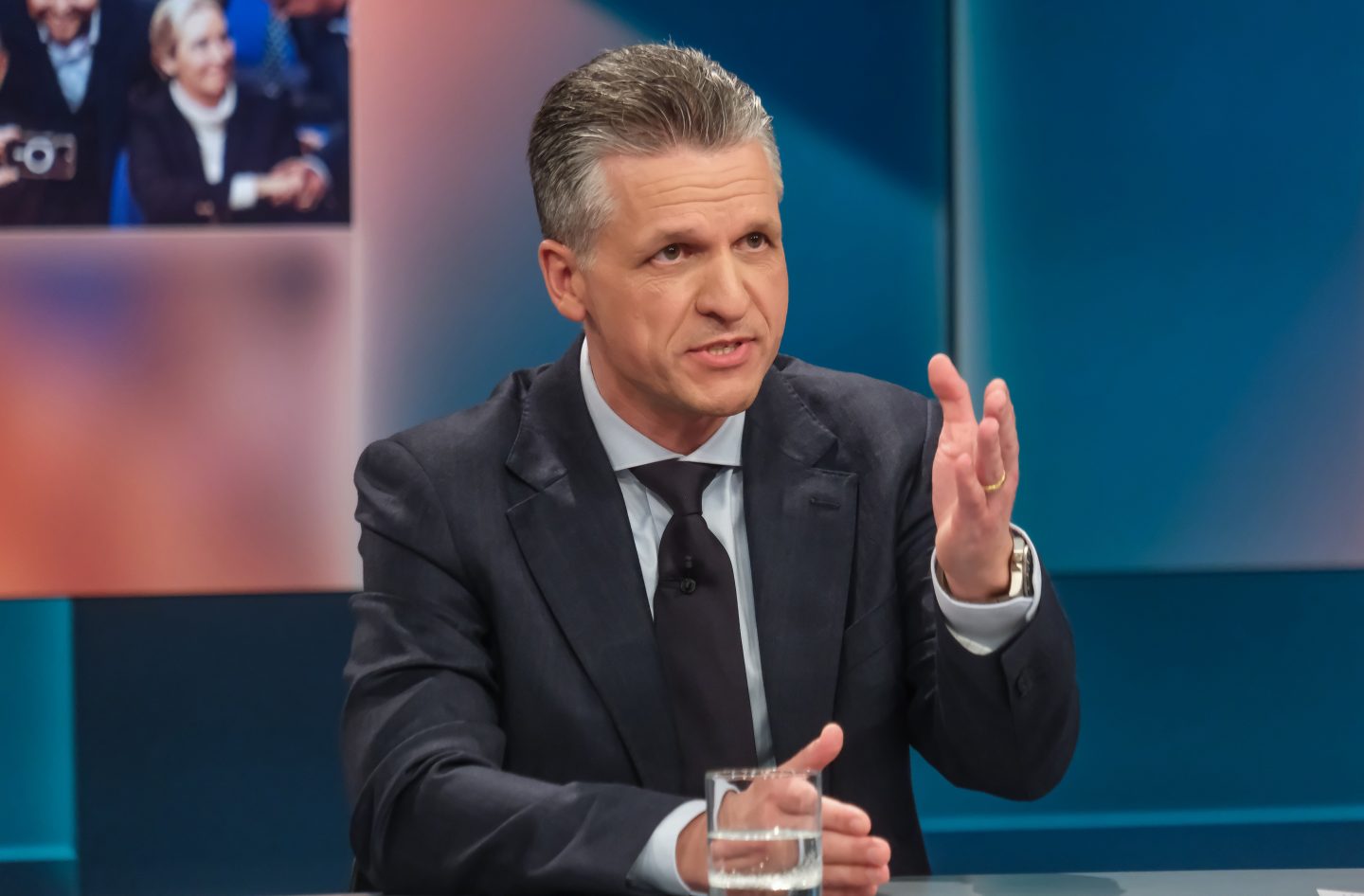 Heute bei „Hart aber fair“: Sozialstaat zu teuer – Bullshit oder bittere Wahrheit?