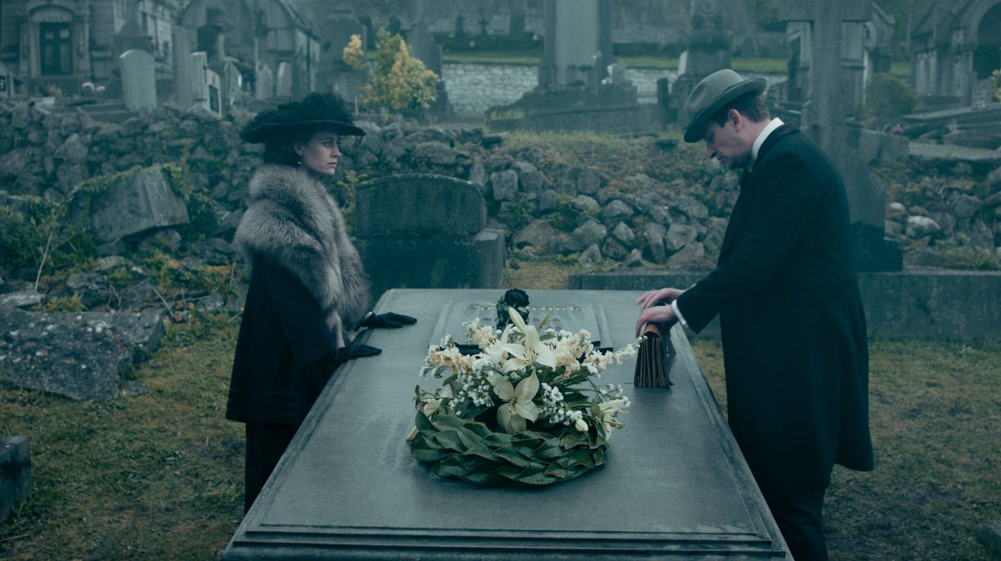 Oktoberfest 1905: Liebe, Intrigen und ein tödliches Duell – ARD zeigt alle Folgen heute an einem Stück 5 Oktoberfest 1905: Liebe, Intrigen und ein tödliches Duell – ARD zeigt alle Folgen heute an einem Stück 7 F4 Oktoberfest 1905