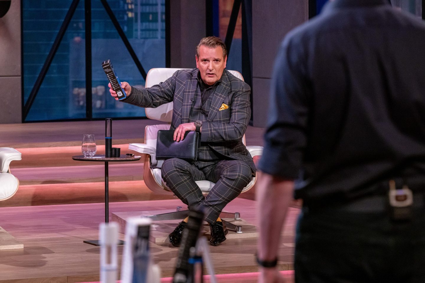 „Capsello“ bei die "Höhle der Löwen" überzeugt mit Zahnbürsten-Box für mehr Hygiene 9F2FA