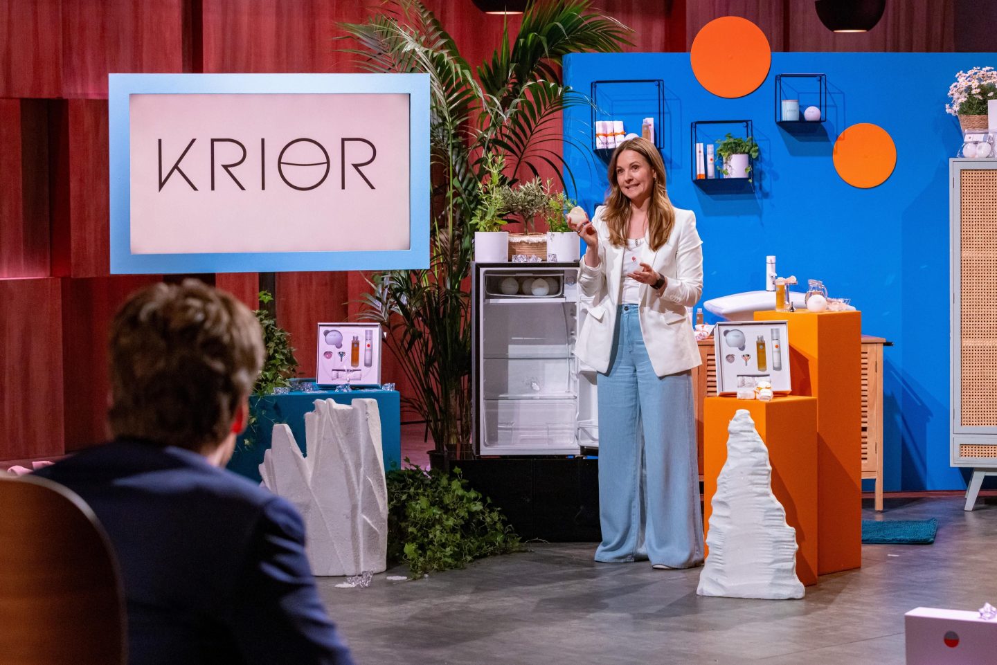 KRIOR bei „Die Höhle der Löwen“: Eisball sorgt für frischen Glow im Beauty-Studio