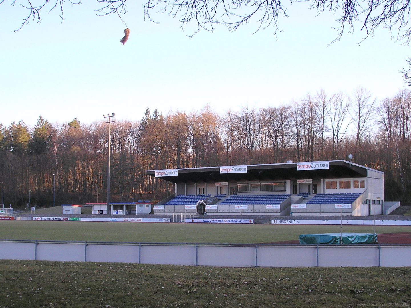 Der wahre Gipfel des deutschen Profifußballs liegt in Baden-Württemberg – nicht in Dortmund, nicht in München Albstadion HDH 20080209
