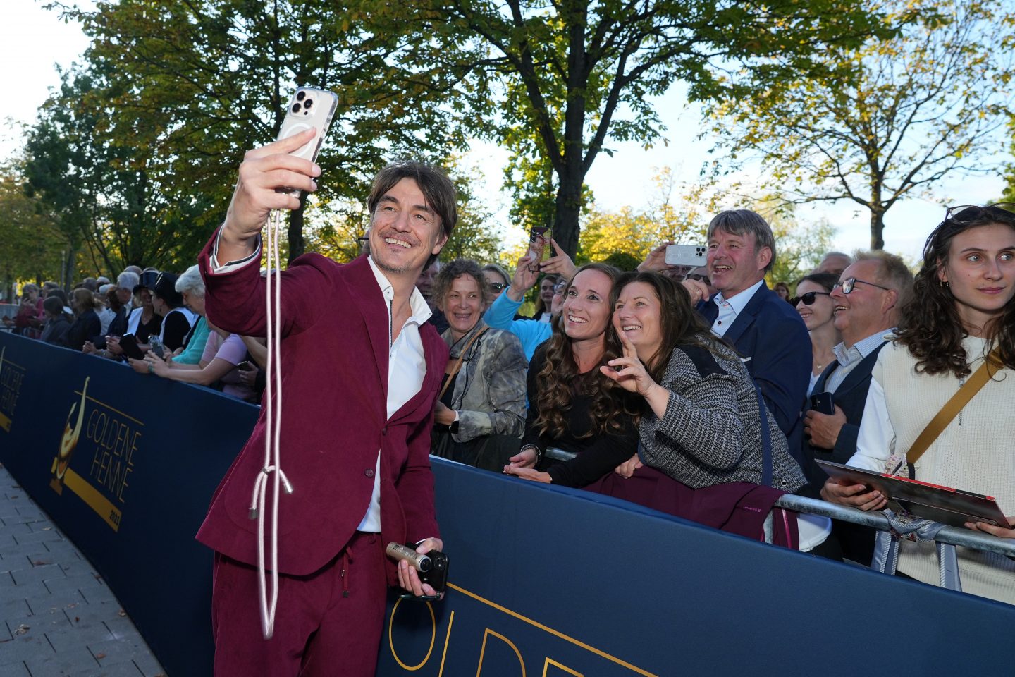 Goldene Henne 2025: Große Jubiläumsgala in Leipzig – mit Comeback, Tränen und emotionalen Momenten JKH08181