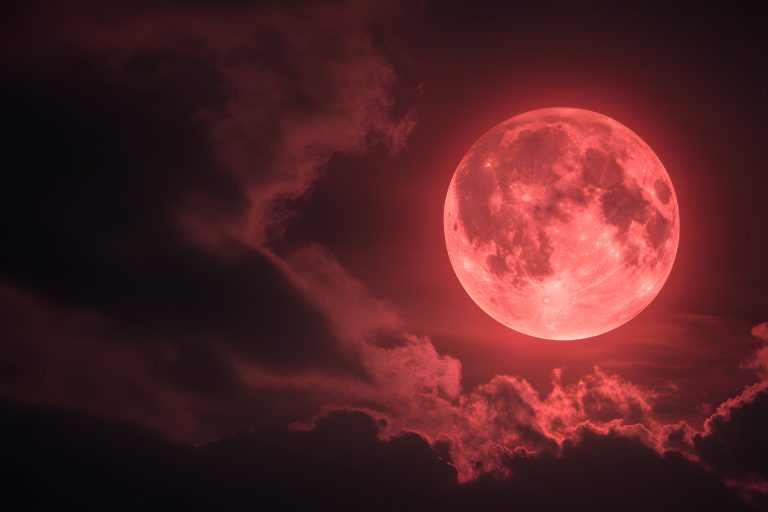 Totale Mondfinsternis heute über Baden-Württemberg: Der Blutmond färbt den Himmel rot – alles zur magische Nacht
