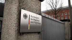 Asylverfahren: Deutlich weniger automatische Widerrufsprüfungen durch das Bamf