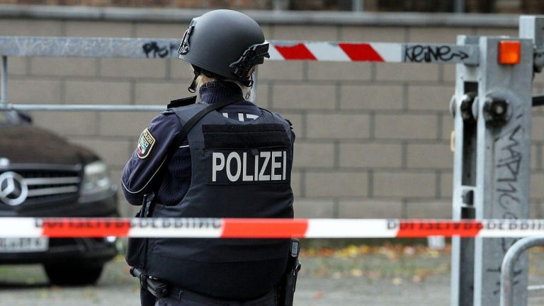 Berlin: Razzia gegen »Deutsche Jugend Voran« nach Angriffen
