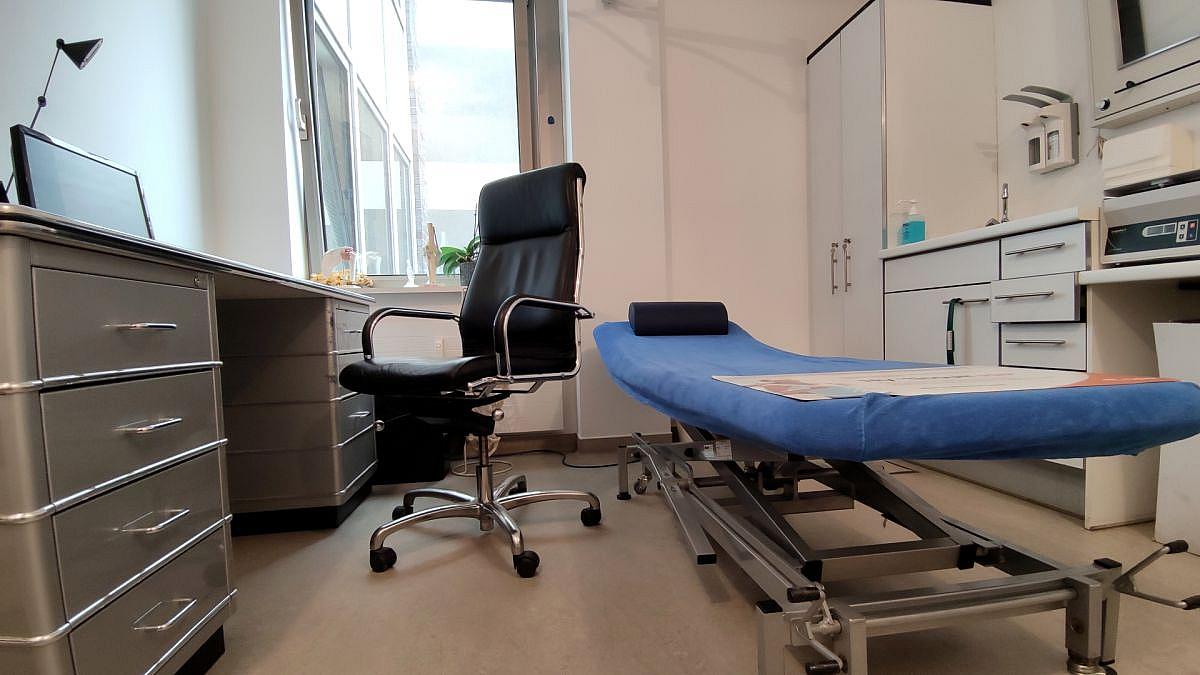 Umfrage in Deutschland: Lange Wartezeiten für Facharzt-Termine sorgen für Unmut