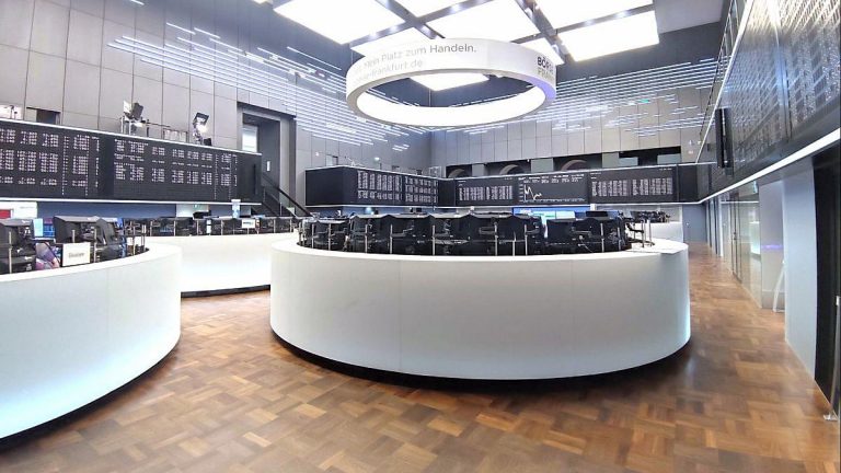 DAX startet in Frankfurt im Plus – Skepsis bleibt bestehen
