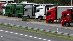 Autoländer rebellieren: Kretschmann, Söder & Lies wollen Klima-Strafen für Lkw-Hersteller kippen