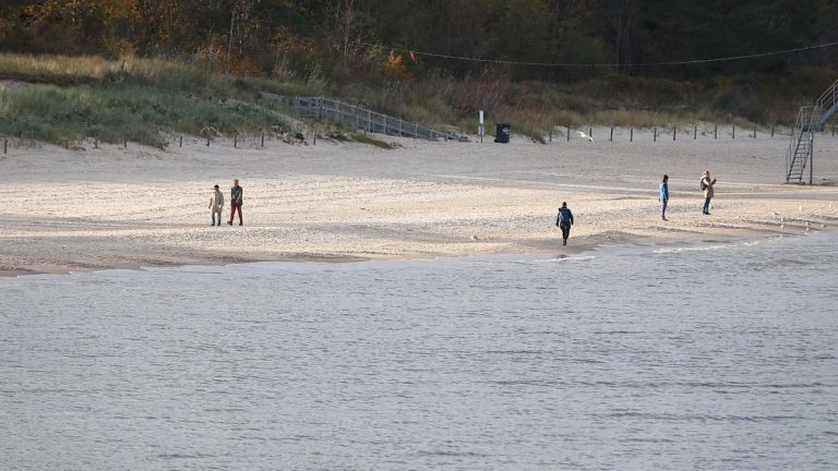 Lemke fordert schnelles Handeln bei Munitionsbergung in Nord- und Ostsee Lemke fordert schnelles Handeln bei Munitionsbergung in Nord- und Ostsee