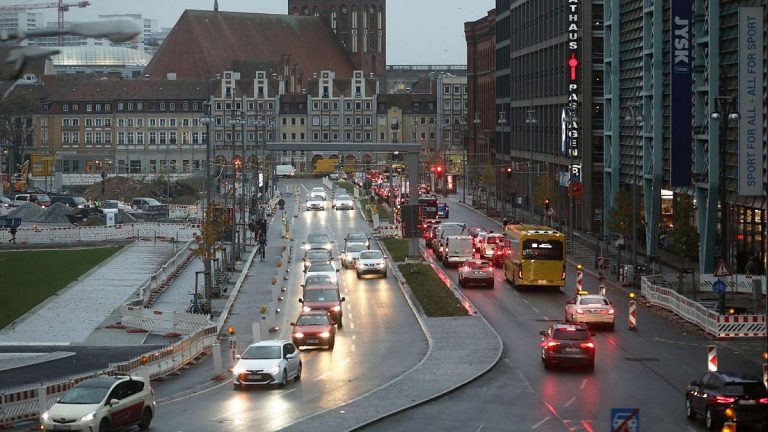 Xiaomi plant Auto-Start in Deutschland