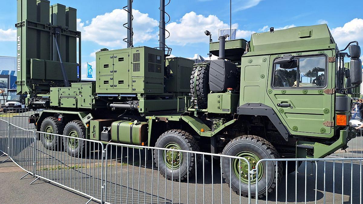Umfrage: Deutsche lehnen Abschuss russischer Kampfflugzeuge ab