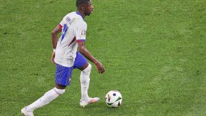 Paris: Ousmane Dembélé gewinnt Ballon d’Or