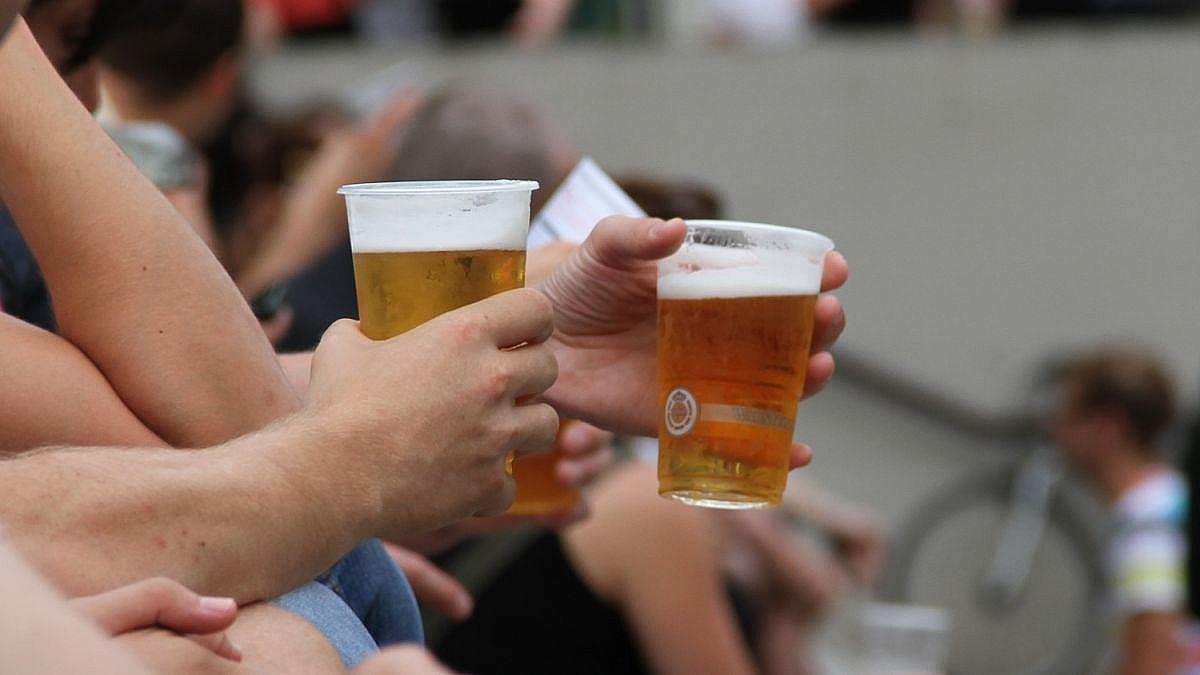 Berlin: Regierungsexperte sieht Alkohol problematischer als Cannabis