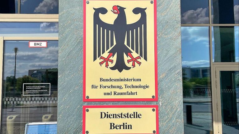 Bremen: Bovenschulte kritisiert Raumfahrt-Budget scharf