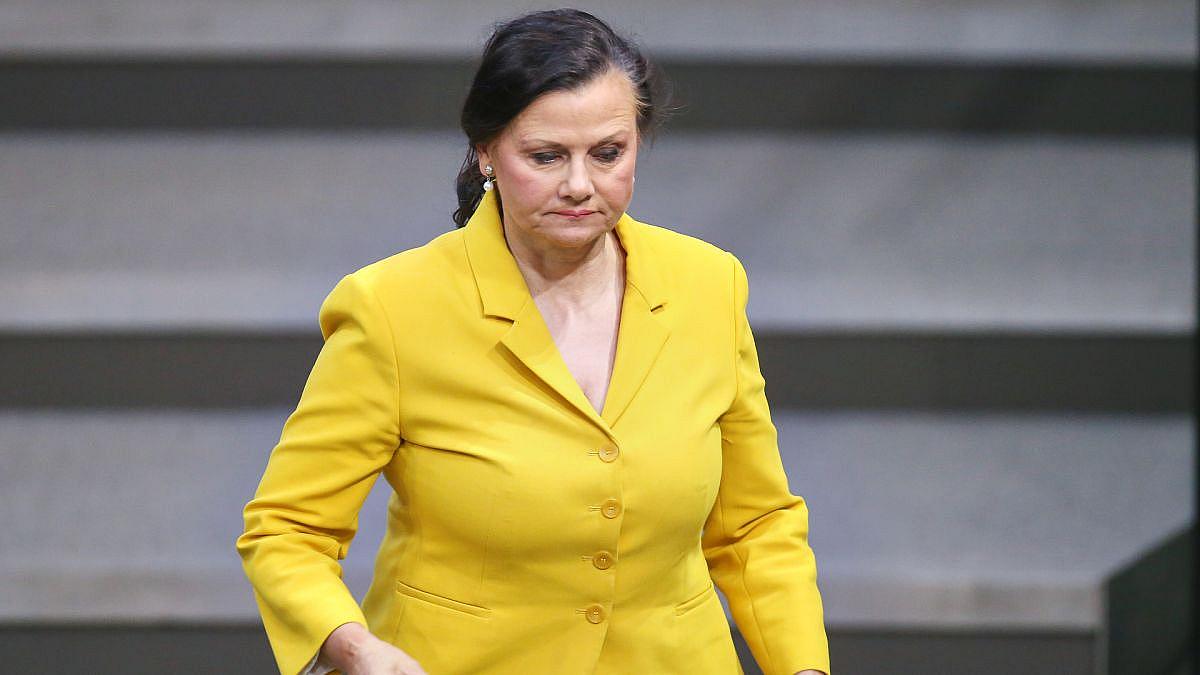 Berlin: Connemann stärkt Schnieder im Streit um Verkehrsmilliarden