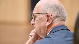 Brandenburg: Ministerpräsident Woidke fordert schärferes Vorgehen gegen Rechtsextremismus
