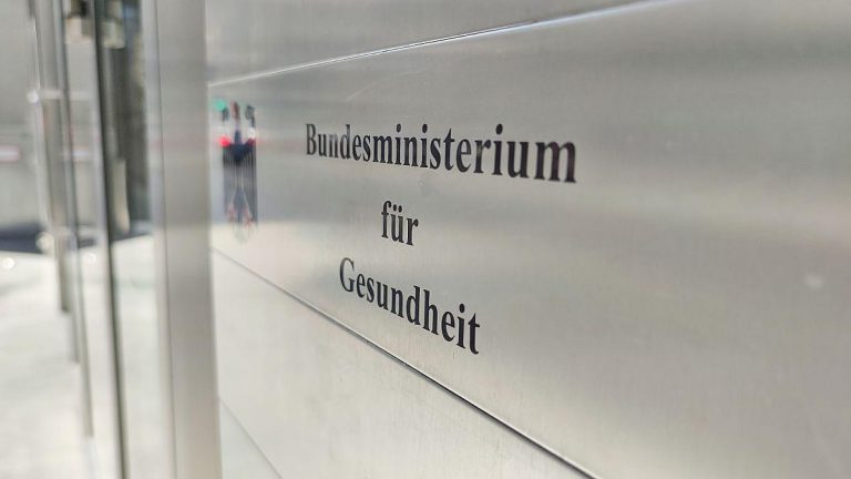 Gutachten deckt auf: Schwere Fehler bei Maskenbeschaffung im Gesundheitsministerium