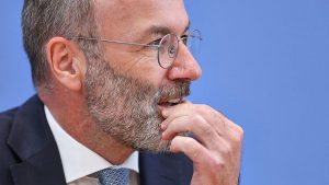 CSU-Vize Manfred Weber fordert neuen Ton in der Migrationsdebatte