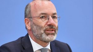 Weber fordert Reaktion auf russischen Luftraumverstoß in Estland