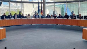 Bundestag: Kassenärzte fordern Praktiker in Corona-Kommission Bundestag: Kassenärzte fordern Praktiker in Corona-Kommission
