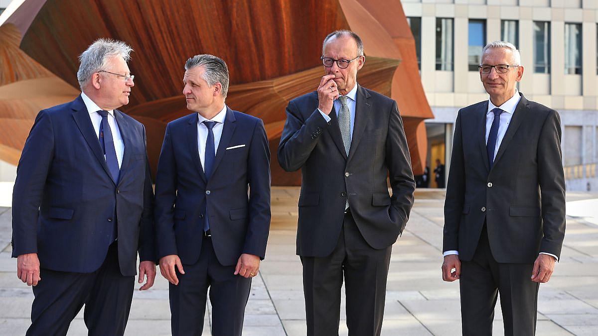 „Täglich Angriffe auf unsere Infrastruktur“ – Merz warnt beim BND vor ernster Sicherheitslage