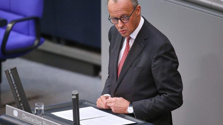 Merz fordert „neuen Konsens der Gerechtigkeit“ im Bundestag