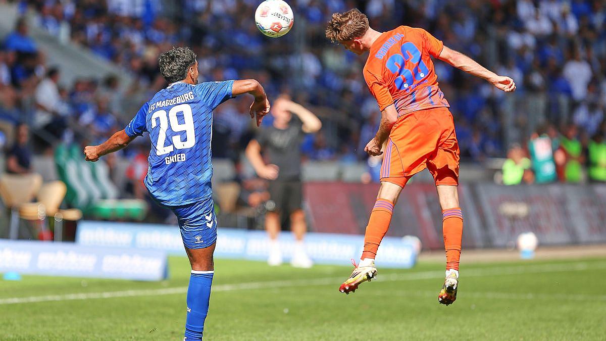 Schalke 04 triumphiert in Magdeburg: Karaman sichert Auswärtssieg