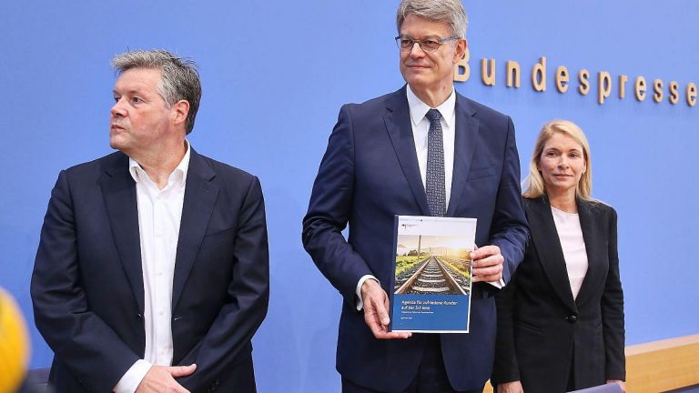 Linke kritisiert Bahn-Personalentscheidung in Berlin