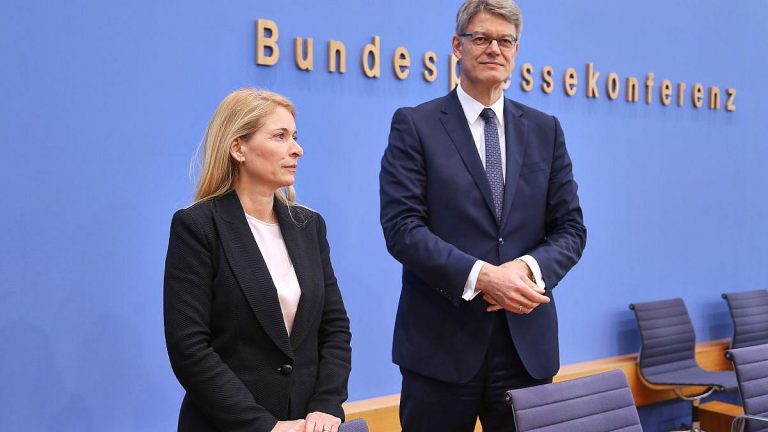 Berlin: Evelyn Palla wird neue Bahn-Chefin