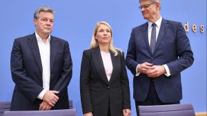 Berlin: Schnieder bedauert Rompf-Rückzug bei Infrago – EVG begrüßt Entscheidung