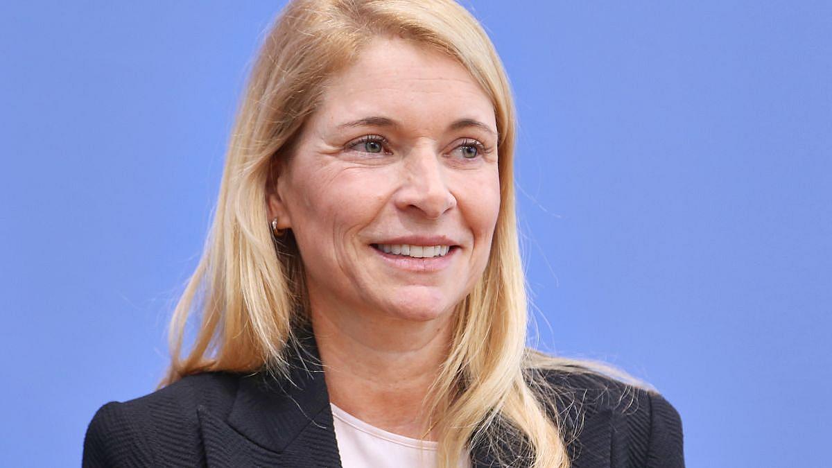 Aufsichtsrat bestätigt Evelyn Palla als neue Bahnchefin der Deutschen Bahn