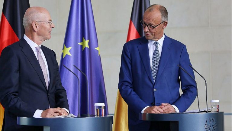 Berlin: Merz ernennt Blessing zum Investitionsbeauftragten