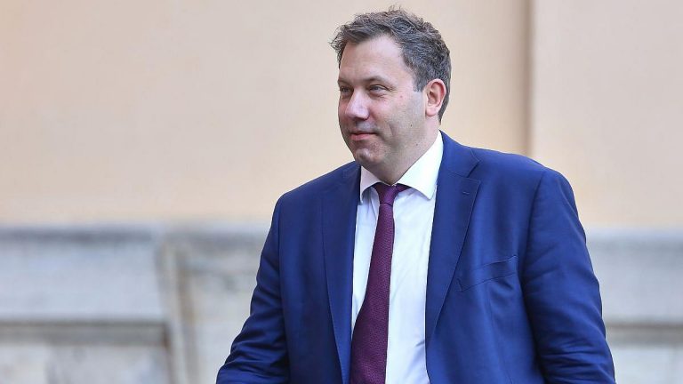 Berlin: Klingbeil will Erbschaftssteuerreform zur Stärkung des Leistungsprinzips