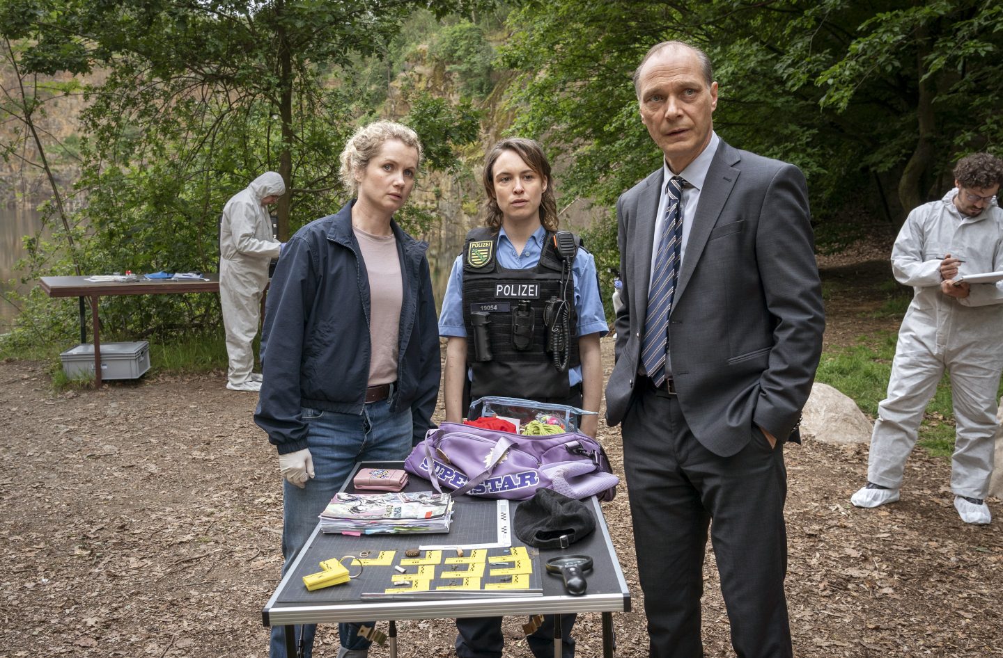 Tatort heute: „Siebenschläfer“ aus Dresden schockt mit Heim-Drama – Neues Ermittler-Duo feiert Premiere – Lohnt sich das Einschalten?