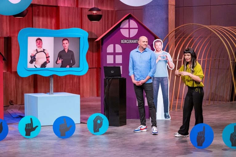 Heute „Die Höhle der Löwen“: alangu will Barrieren brechen – KI-Gebärdensprach-Avatare sollen digitale Welt revolutionieren Heute „Die Höhle der Löwen“: alangu will Barrieren brechen – KI-Gebärdensprach-Avatare sollen digitale Welt revolutionieren