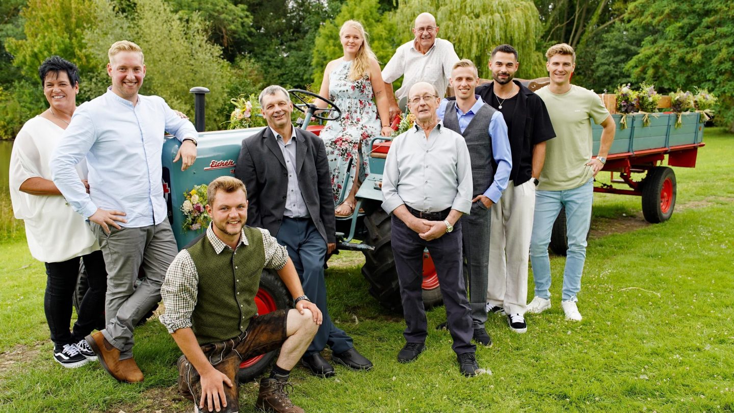„Bauer sucht Frau“ startet heute mit Sensation: Walter (73) hat sich nie beworben – und stiehlt seinem Sohn (33) die Show