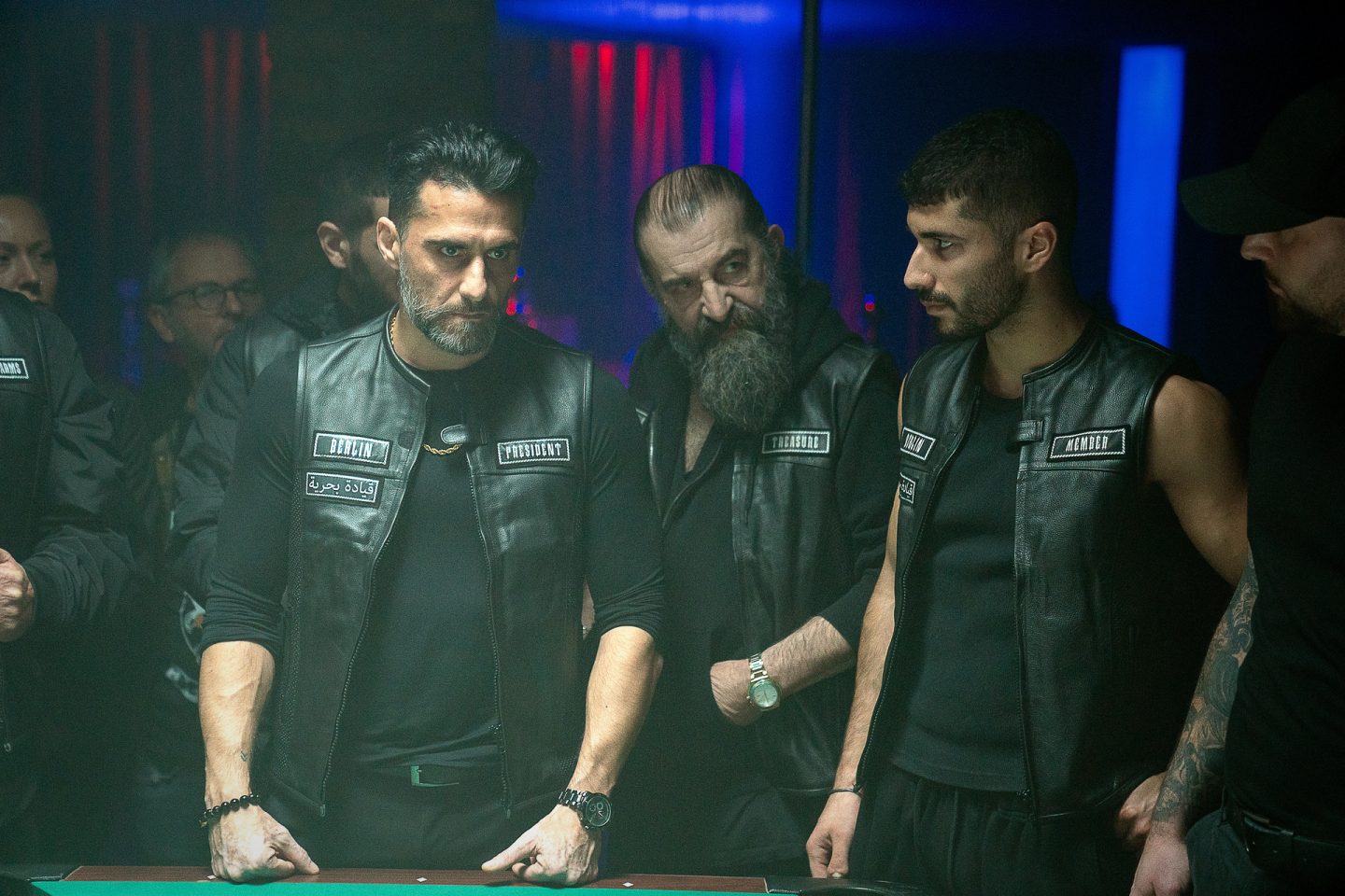 „Jenseits der Spree – Carlotta“ heute: Tochter undercover in Rockerbande! So spannend wird der neue ZDF-Krimi mit gefährlicher Liebe 91758 1 2 1