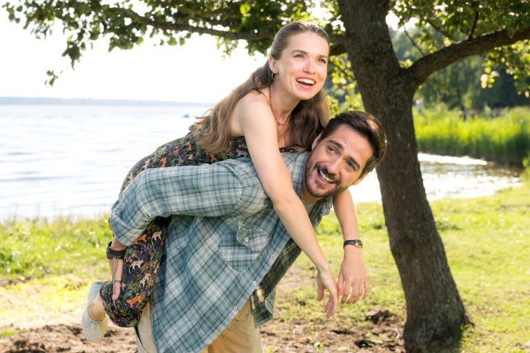 „Inga Lindström: Herz über Kopf“ heute: Eine Liebesgeschichte zwischen Verlust, Mut und dem Zauber Schwedens „Inga Lindström: Herz über Kopf“ heute: Eine Liebesgeschichte zwischen Verlust, Mut und dem Zauber Schwedens